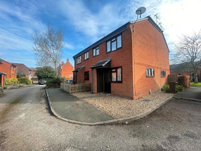 1 Bedroom End Of Terrace House To Rent In Hayter Gardens, Romsey, SO51