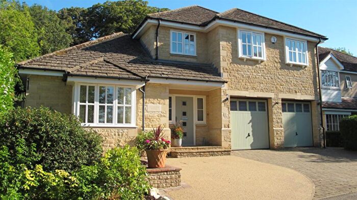 5 Bedroom Detached House For Sale In Bellfield, South Luffenham, Rutland, LE15