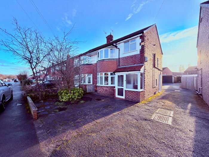 3 Bedroom Semi Detached House For Sale In The Fairway, Offerton, Stockport, SK2