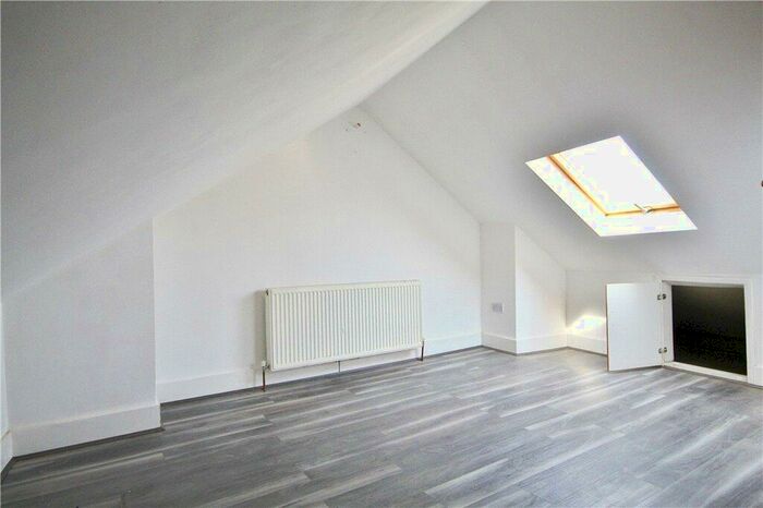 3 Bedroom Apartment To Rent In High Street, Addlestone, Surrey, KT15