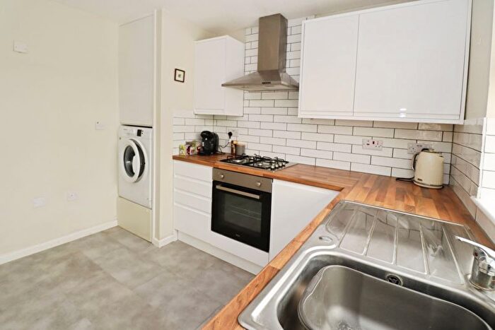 2 Bedroom Bungalow For Sale In Marsh Way, Brightlingsea, CO7