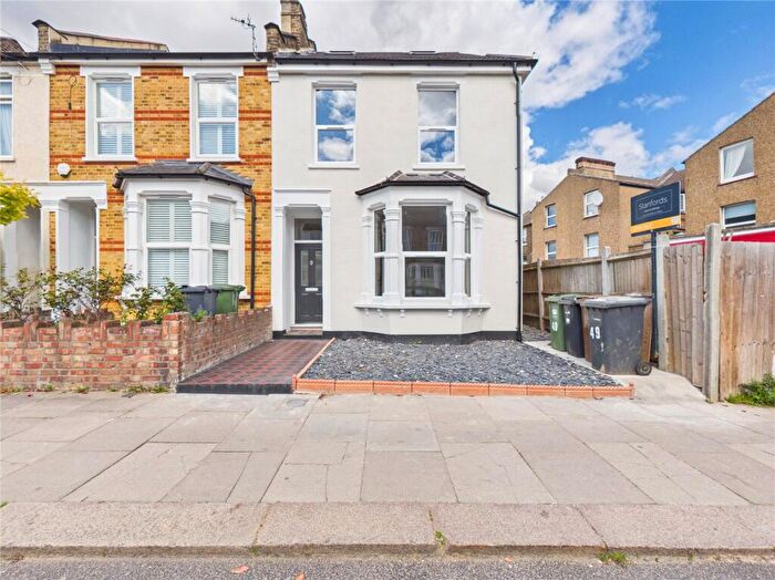 5 Bedroom End Of Terrace House For Sale In Springrice Road, London, SE13