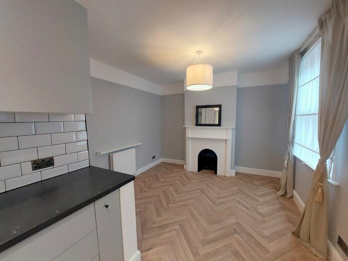 3 Bedroom Property To Rent In Percy Road, Southampton, SO16