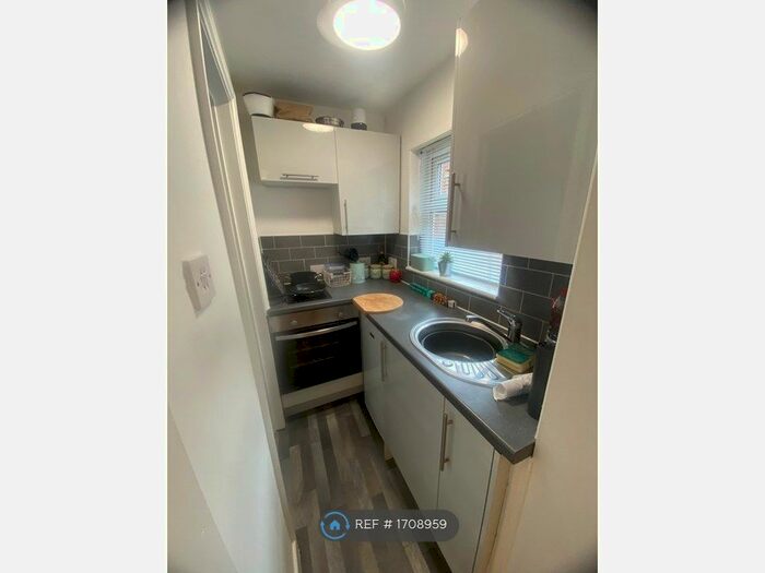 Studio To Rent In Magdalen Road, Norwich, NR3