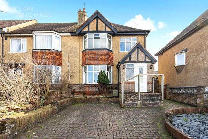 4 Bedroom Semi Detached House To Rent In Widdicombe Way, Brighton, BN2