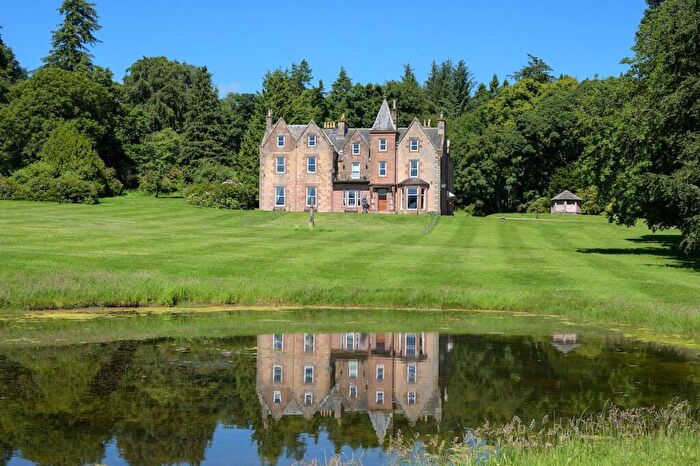 10 Bedroom Detached House For Sale In Dolphinton, West Linton, South Lanarkshire, EH46