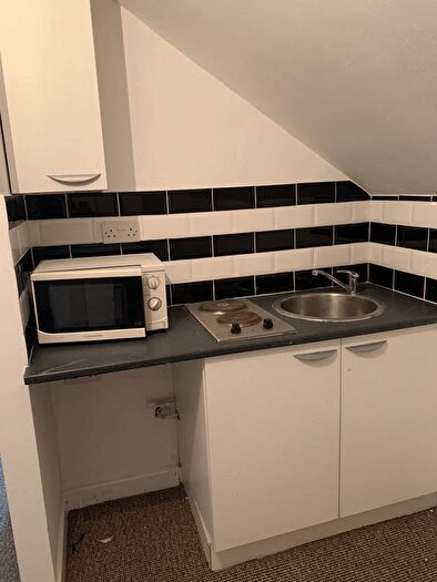 1 Bedroom Studio To Rent In Ilford, IG2