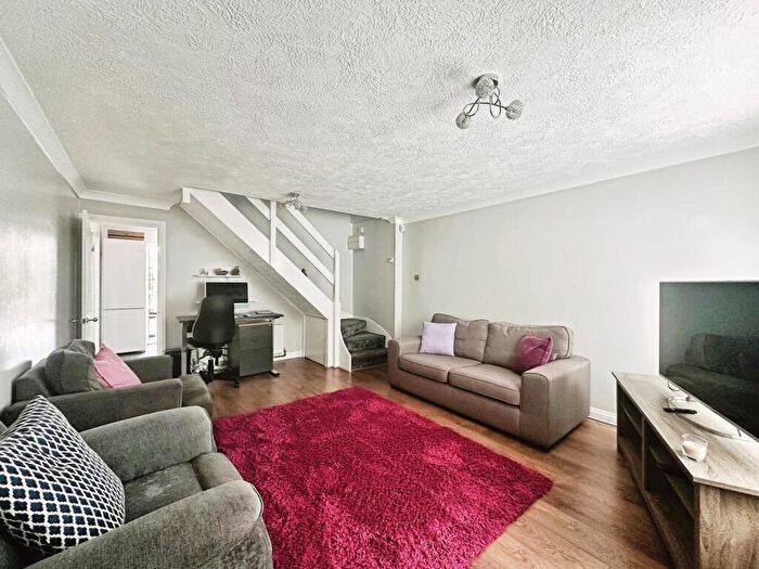 2 Bedroom Semi Detached House For Sale In Longham Copse, Maidstone, Kent, ME15
