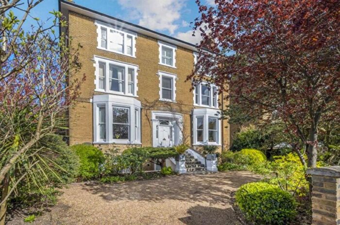 2 Bedroom Flat To Rent In Ridgway, Wimbledon Village, SW19