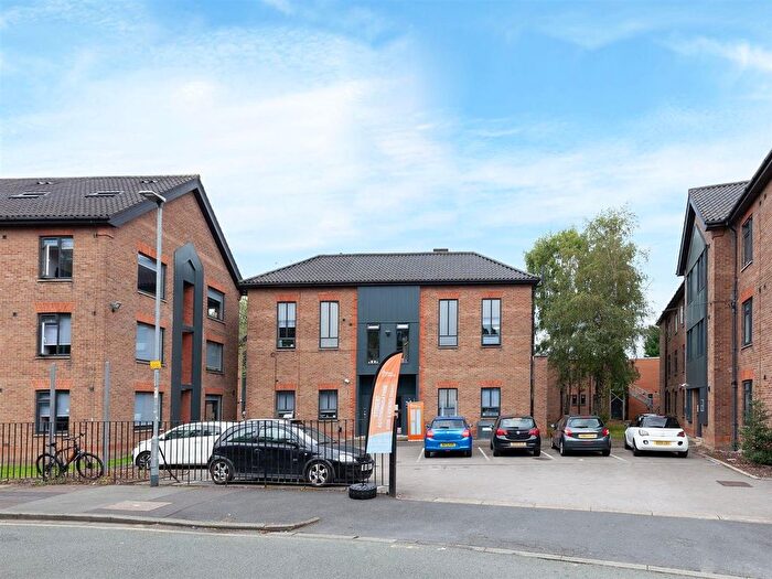 1 Bedroom Flat To Rent In Cromwell Range, Manchester, M14