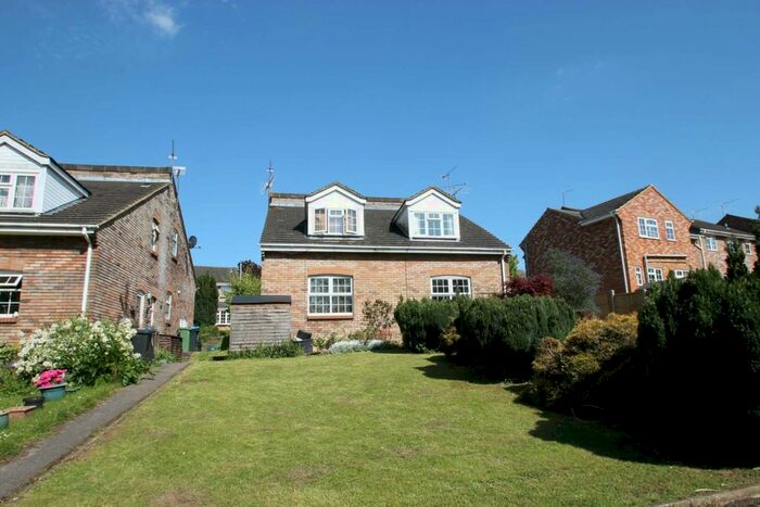 1 Bedroom Town House To Rent In Hunters Close, Tring, HP23