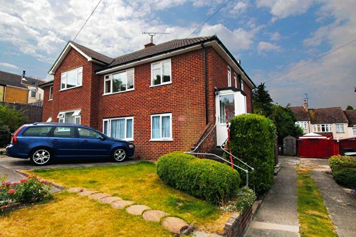 2 Bedroom Maisonette To Rent In Mansel Drive, Rochester, ME1