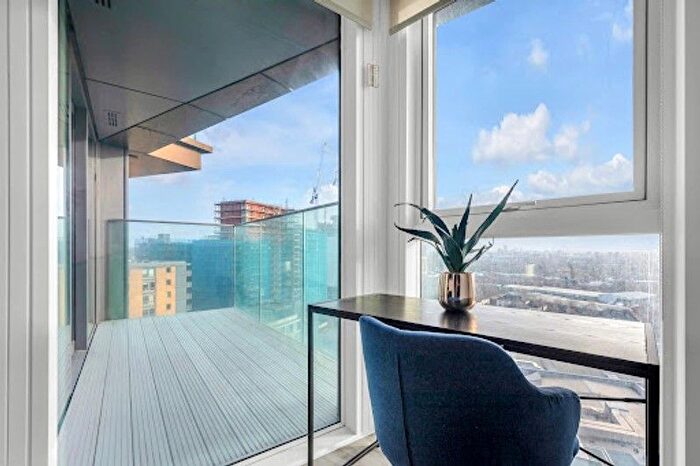 1 Bedroom Flat To Rent In Icon Tower, Portal Way, North Acton, London, W3