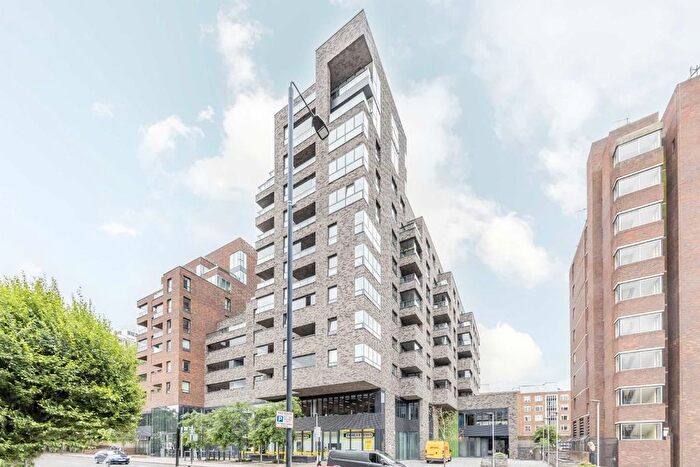 1 Bedroom Flat To Rent In Upper Richmond Road, London, SW15