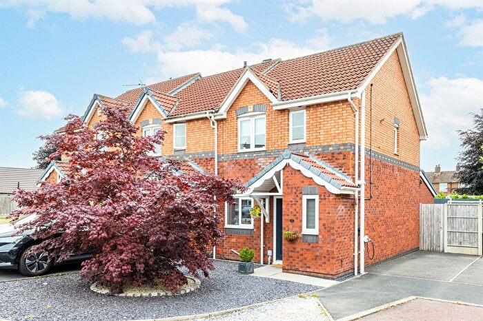 3 Bedroom Semi Detached House For Sale In Brambles Chase, Cuddington, CW8