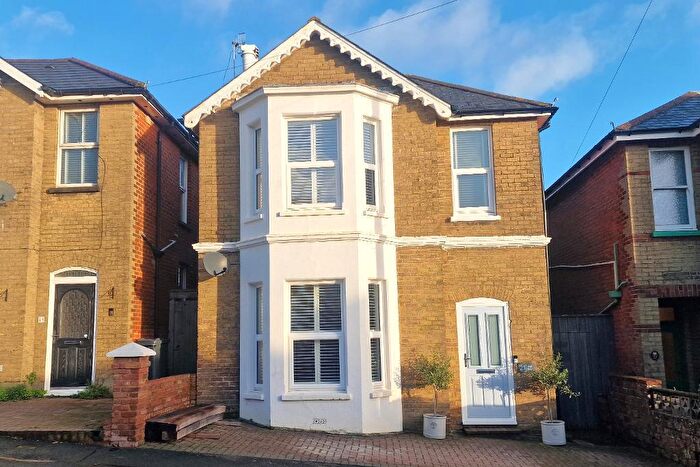 3 Bedroom Detached House For Sale In Well Street, Ryde, Isle Of Wight, PO33