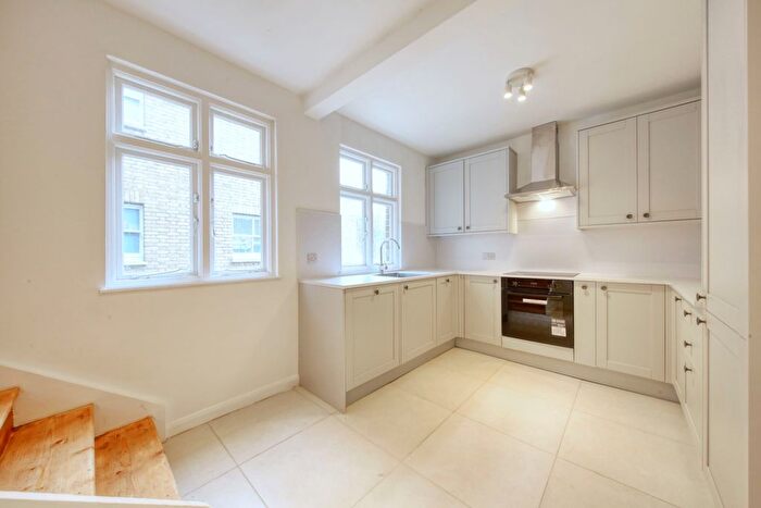 4 Bedroom Terraced House To Rent In Pembroke Road, Kensington, London, W8