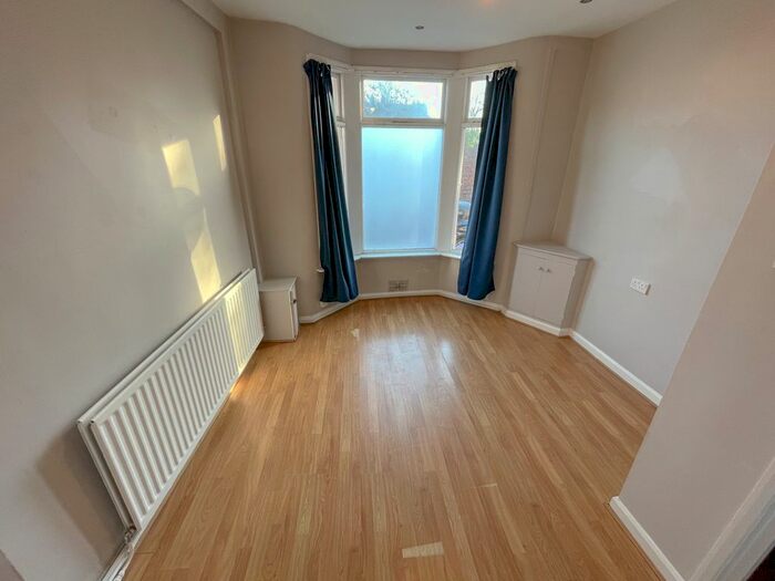 1 Bedroom Flat To Rent In Castleford Street, Wavertree, Liverpool, L15