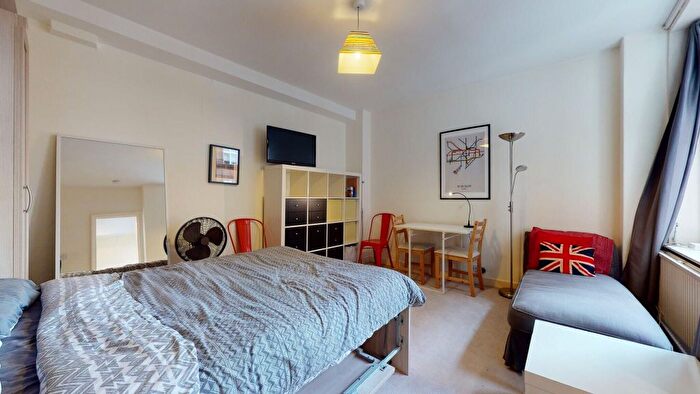 Studio To Rent In Abercorn Place, London, NW8