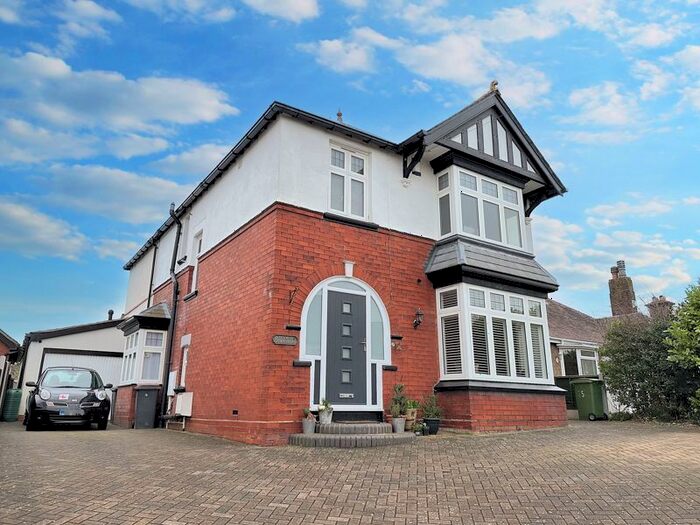 4 Bedroom Property To Rent In Wrekin Road, Wellington, Telford, TF1