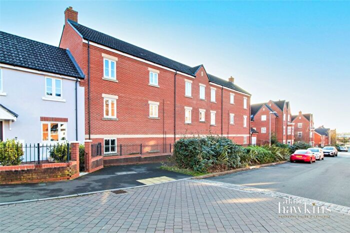 2 Bedroom Flat To Rent In Cloatley Crescent, Royal Wootton Bassett, SN4