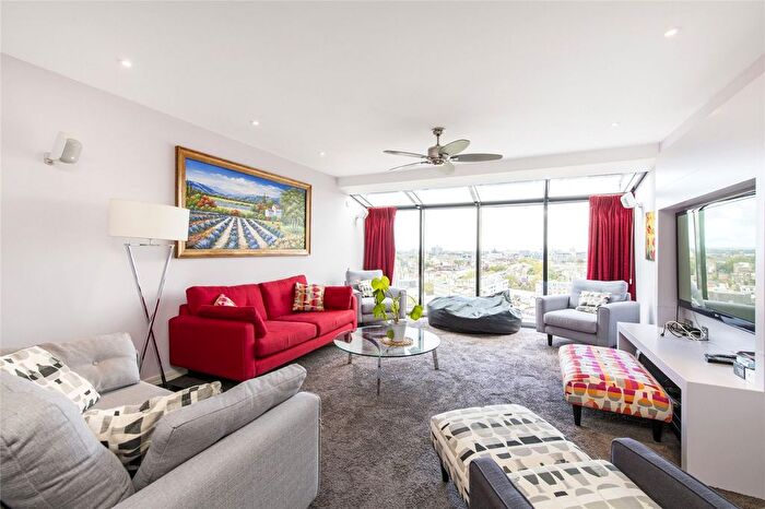 3 Bedroom Flat To Rent In Point West, Cromwell Road, SW7