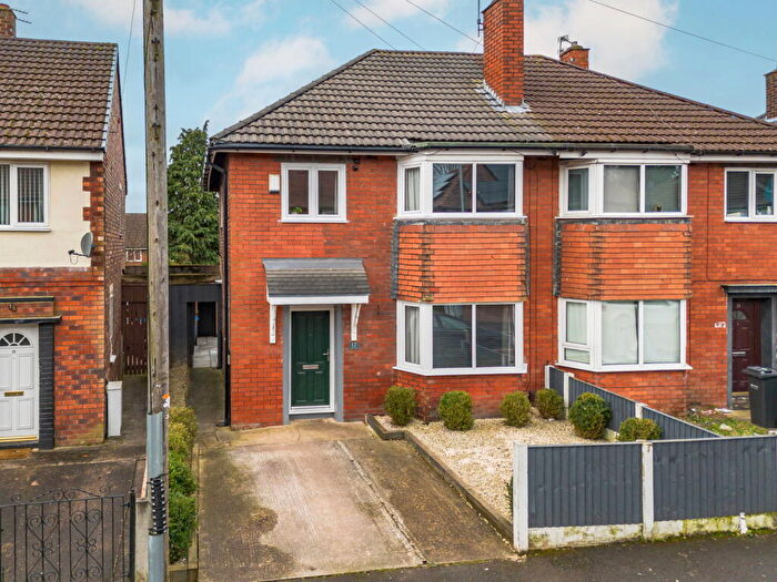 3 Bedroom Semi-Detached House To Rent In Astbury Crescent, Stockport, SK3