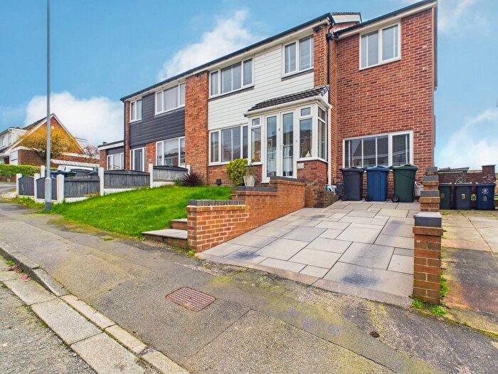 5 Bedroom Semi Detached House For Sale In Ambergate, Skelmersdale, WN8