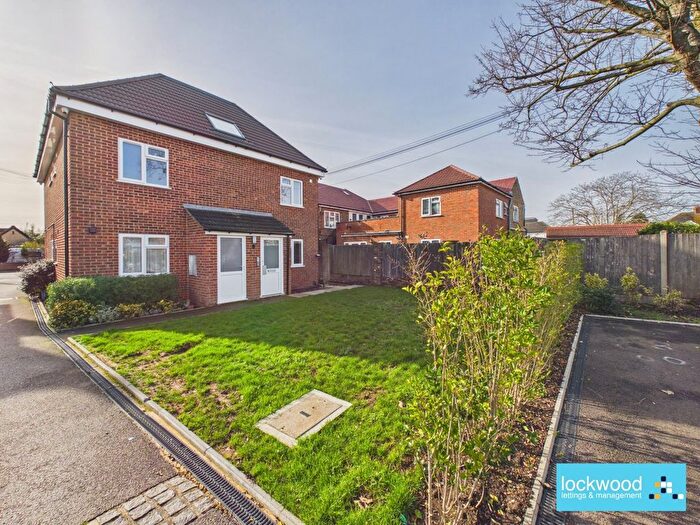 1 Bedroom Flat To Rent In Feltham Road, Ashford, TW15