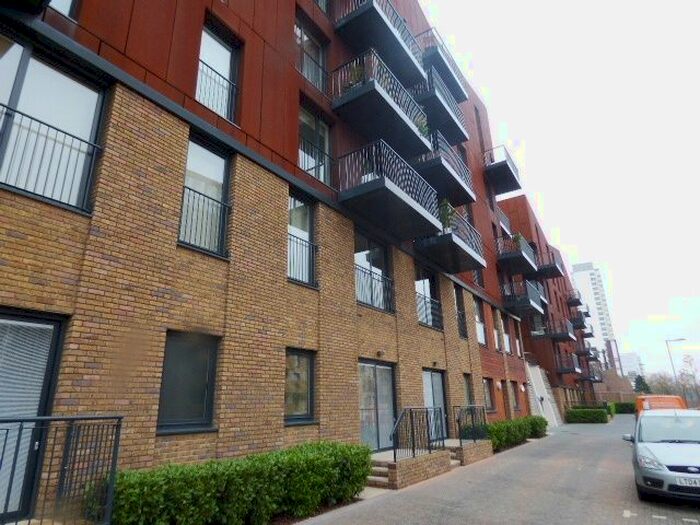 1 Bedroom Flat To Rent In Royal Victoria Gardens, Whiting Way, Marine Wharf, London, SE16