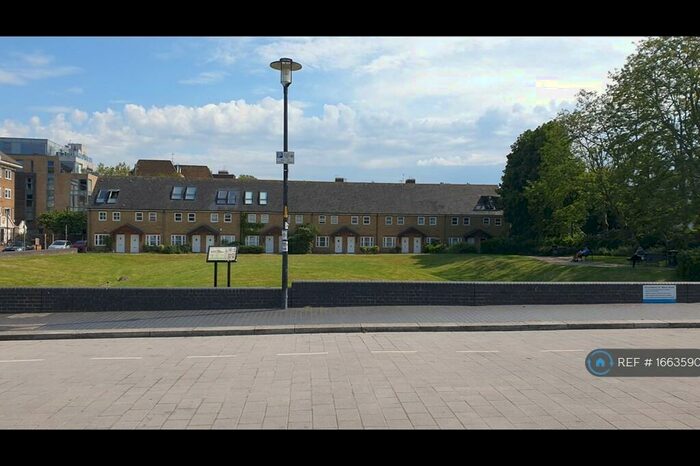 2 Bedroom Terraced House To Rent In King Edward The Third Mews, London, SE16