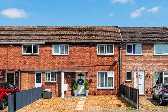 3 Bedroom Terraced House For Sale In Kingsthorpe Avenue, Corby, NN17