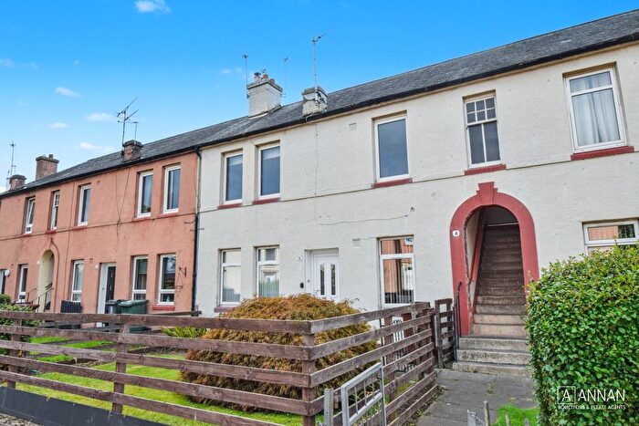 2 Bedroom Flat To Rent In Stenhouse Terrace, Edinburgh, EH11