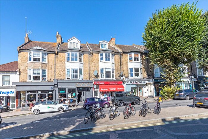 2 Bedroom Flat To Rent In Goldstone Villas, Hove, BN3