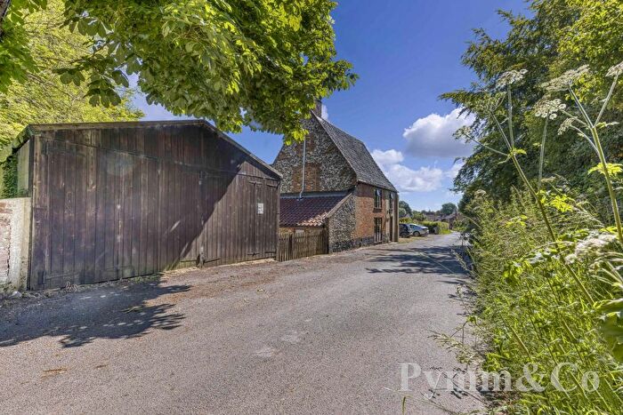 3 Bedroom Detached House For Sale In Church Street, Bawburgh, NR9