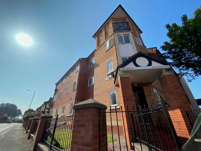 4 Bedroom Flat To Rent In Nash Street, Hulme, Manchester, M15