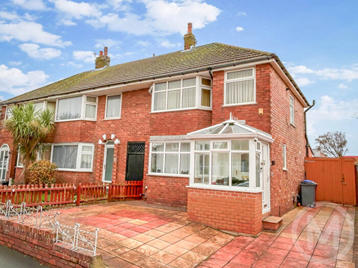 3 Bedroom End Of Terrace House For Sale In Fernleigh Close, Bispham, FY2