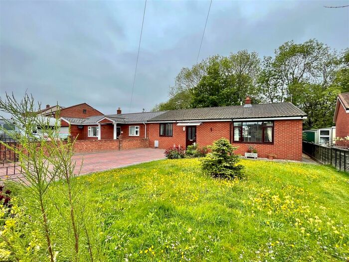 2 Bedroom Semi Detached Bungalow For Sale In Ermin Park, Brockworth, Gloucester, GL3