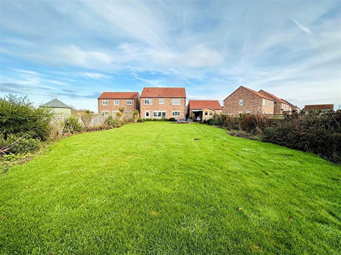 5 Bedroom Detached House For Sale In Windsor Close, Cawood, YO8