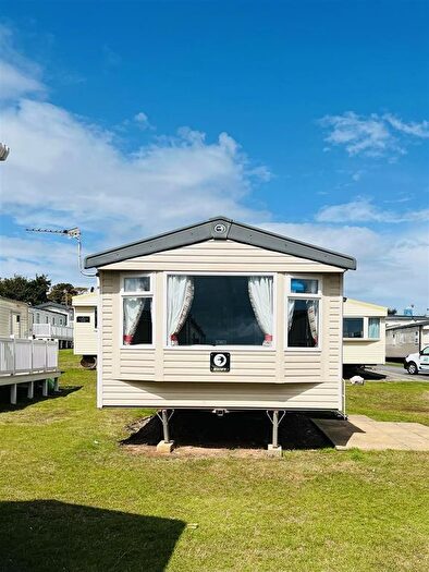 3 Bedroom Hotel For Sale In Beech Walk, Devon Cliffs, EX8