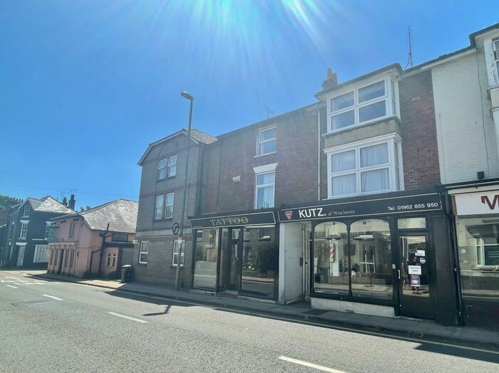 1 Bedroom Flat To Rent In North Walls, Winchester, SO23