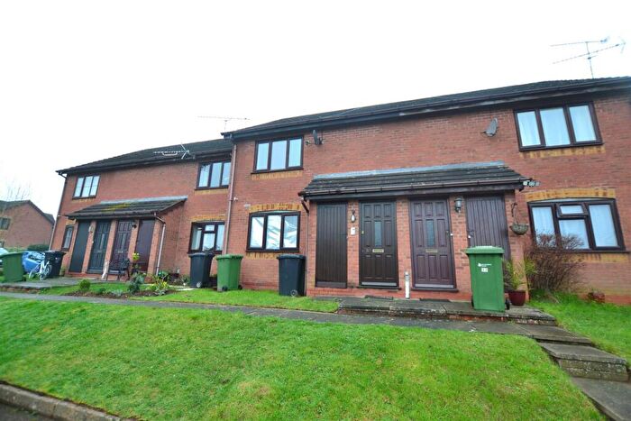 1 Bedroom Apartment For Sale In Kenelm Court, Leominster, HR6