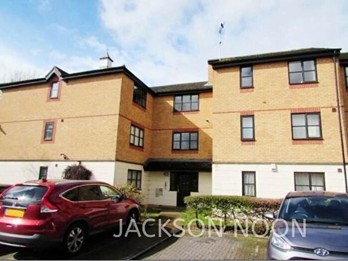 2 Bedroom Flat To Rent In Mullards Close, Mitcham, CR4