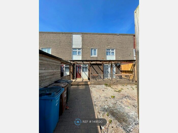 3 Bedroom Terraced House To Rent In Stroud Crescent West, Bransholme, Hull, HU7