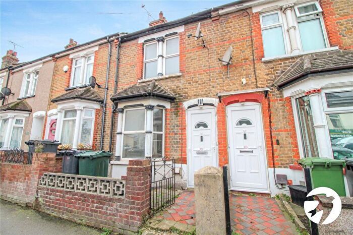 3 Bedroom Terraced House To Rent In Church Road, Swanscombe, Kent, DA10