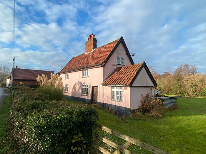 2 Bedroom Property For Sale In Manor Farm Cottages, Saxlingham Lane, Tasburgh, Norwich, Norfolk, NR15