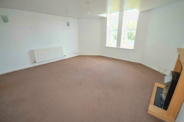 2 Bedroom Apartment To Rent In Park Road West, Claughton, CH43