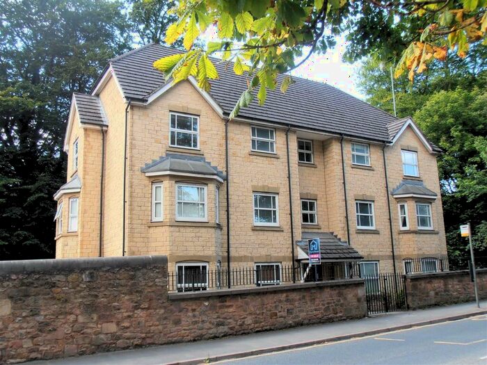 2 Bedroom Apartment To Rent In St. Andrews Close, Lancaster, LA1