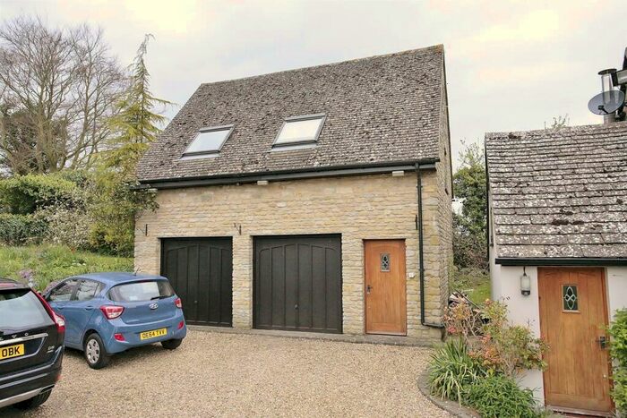 Studio To Rent In Gagingwell, OX7