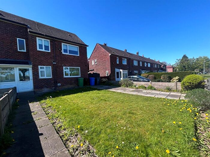 2 Bedroom Flat For Sale In Shadowmoss Road, Manchester, M22